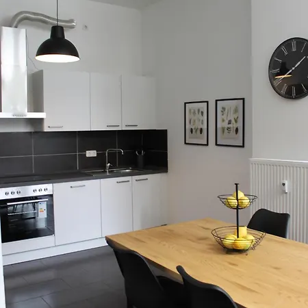 Δωμάτια σε οικογενειακή κατοικία Mitten In Der Stadt 400 Meter Zum Bahnhof Πάντερμπορν