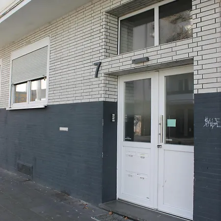 Mitten In Der Stadt 400 Meter Zum Bahnhof Privat bolig