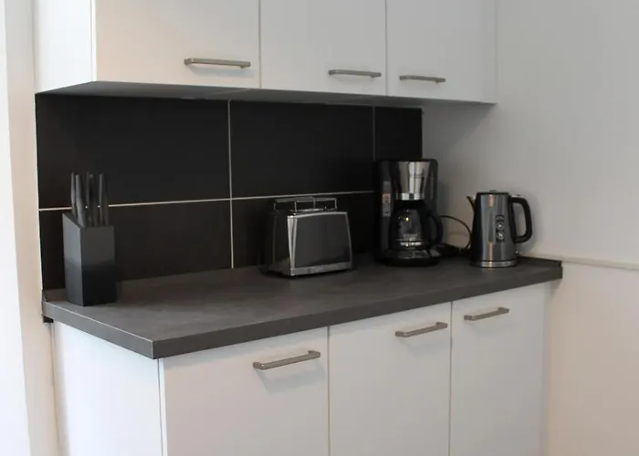 Mitten In Der Stadt 400 Meter Zum Bahnhof 民宿