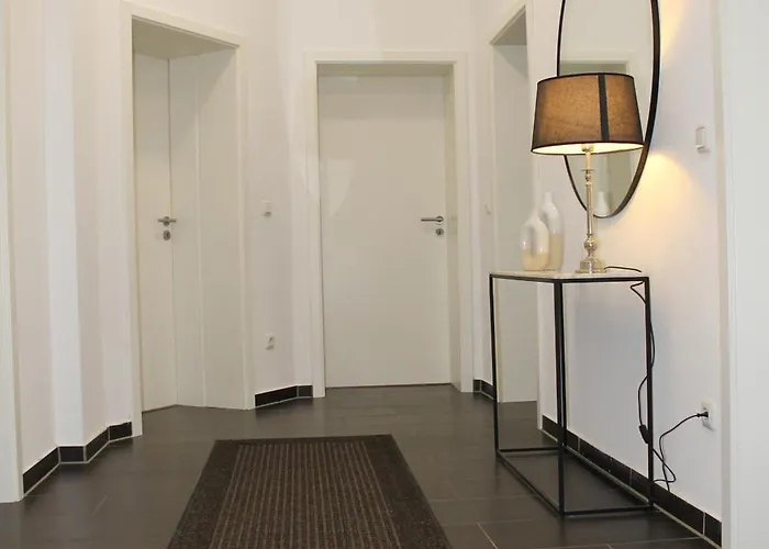 Mitten In Der Stadt 400 Meter Zum Bahnhof 民宿